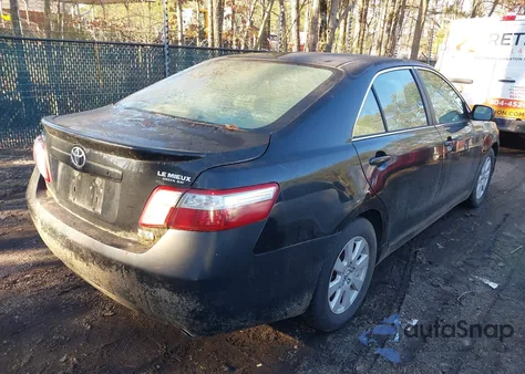 2008 Toyota Camry Hybrid z USA, uszkodzony, nr VIN 4T1BB46K78U054849